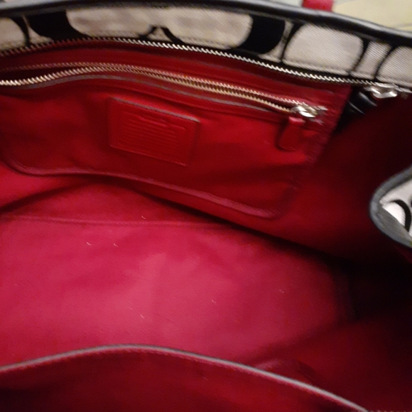 Coach purse - Picture 3 of 6